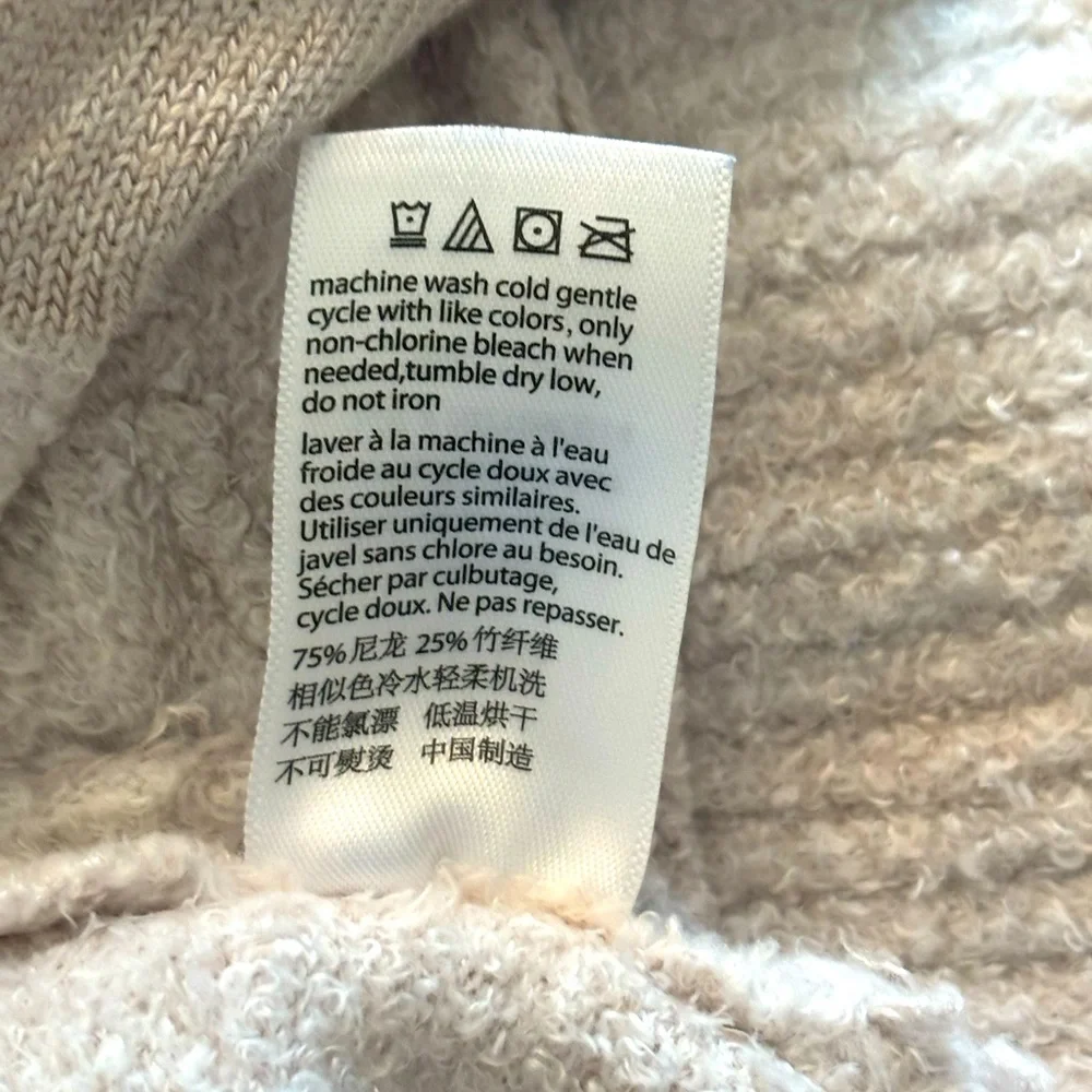 Barefoot Dreams Ivory Ribbed Shrug Sweater. Open Front | Neutral. Women’s Sz-M